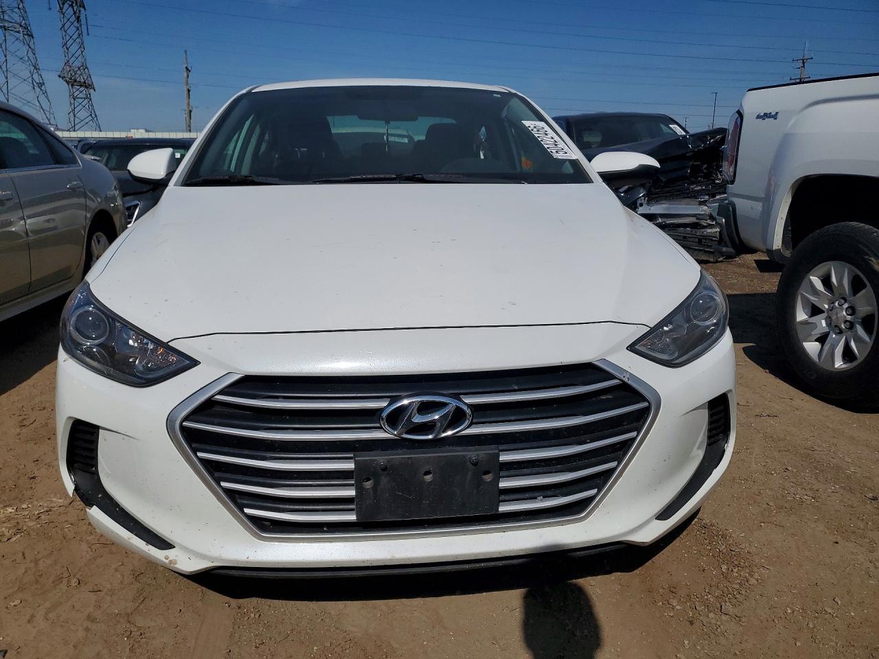 2018 HYUNDAI ELANTRA SEL photo 9
