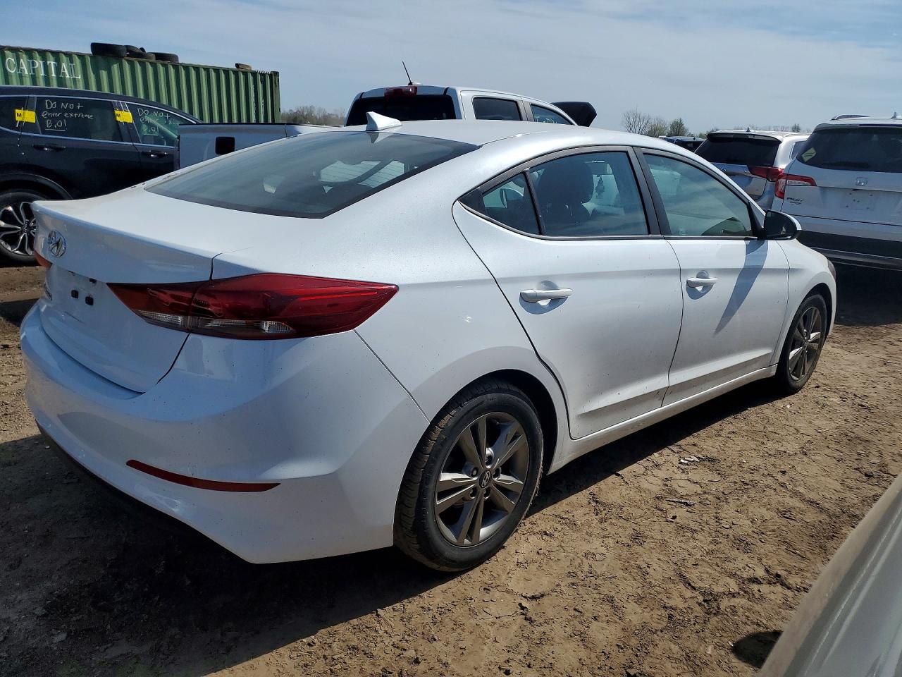 2018 HYUNDAI ELANTRA SEL photo 5