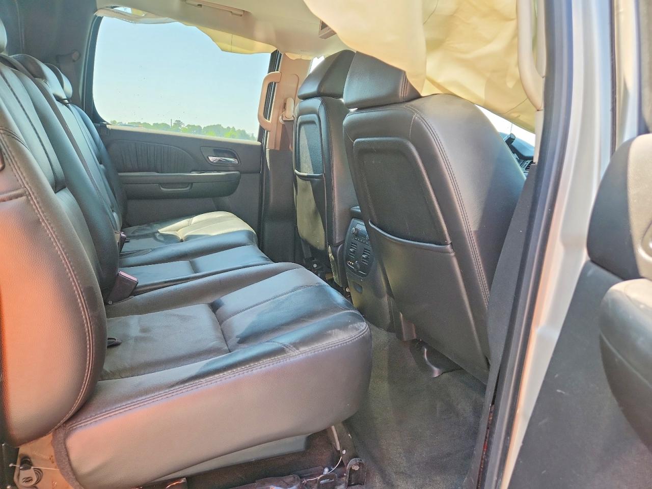 2008 CHEVROLET AVALANCHE K1500 photo 19