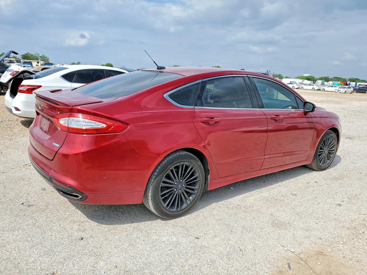 2013 FORD FUSION SE photo 5
