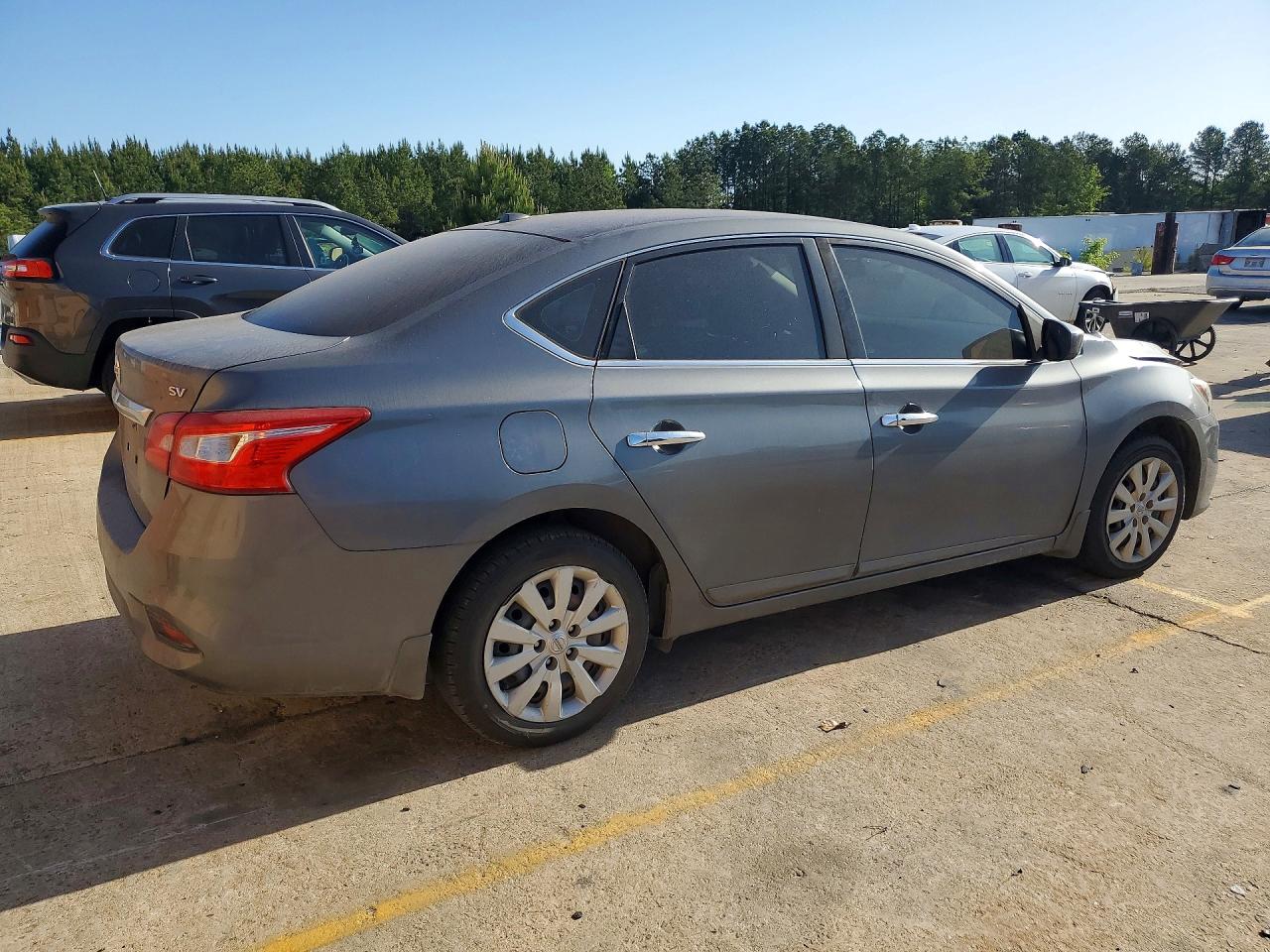 2016 NISSAN SENTRA SV photo 5