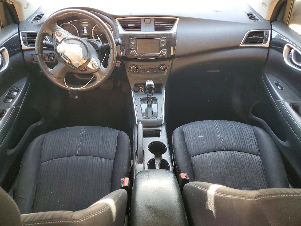 2016 NISSAN SENTRA SV photo 15