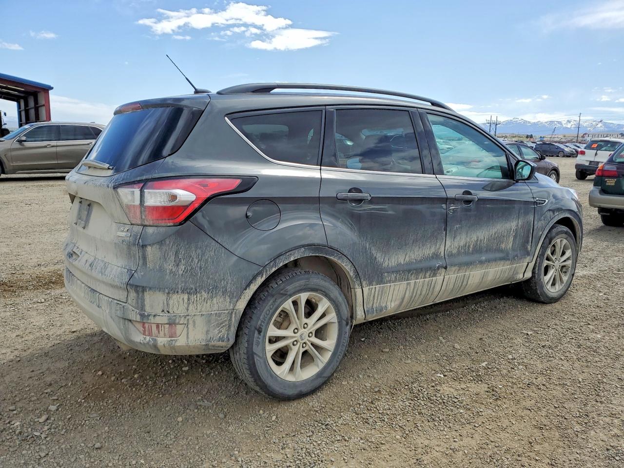2017 FORD ESCAPE SE photo 7