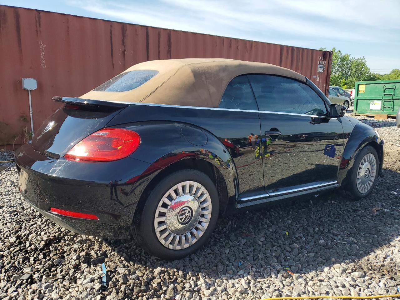 2015 VOLKSWAGEN BEETLE 1.8T photo 5