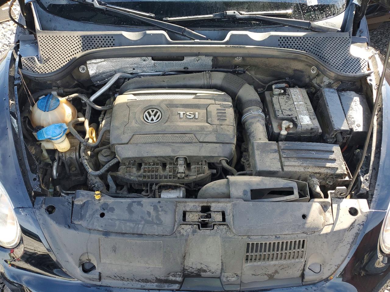 2015 VOLKSWAGEN BEETLE 1.8T photo 21