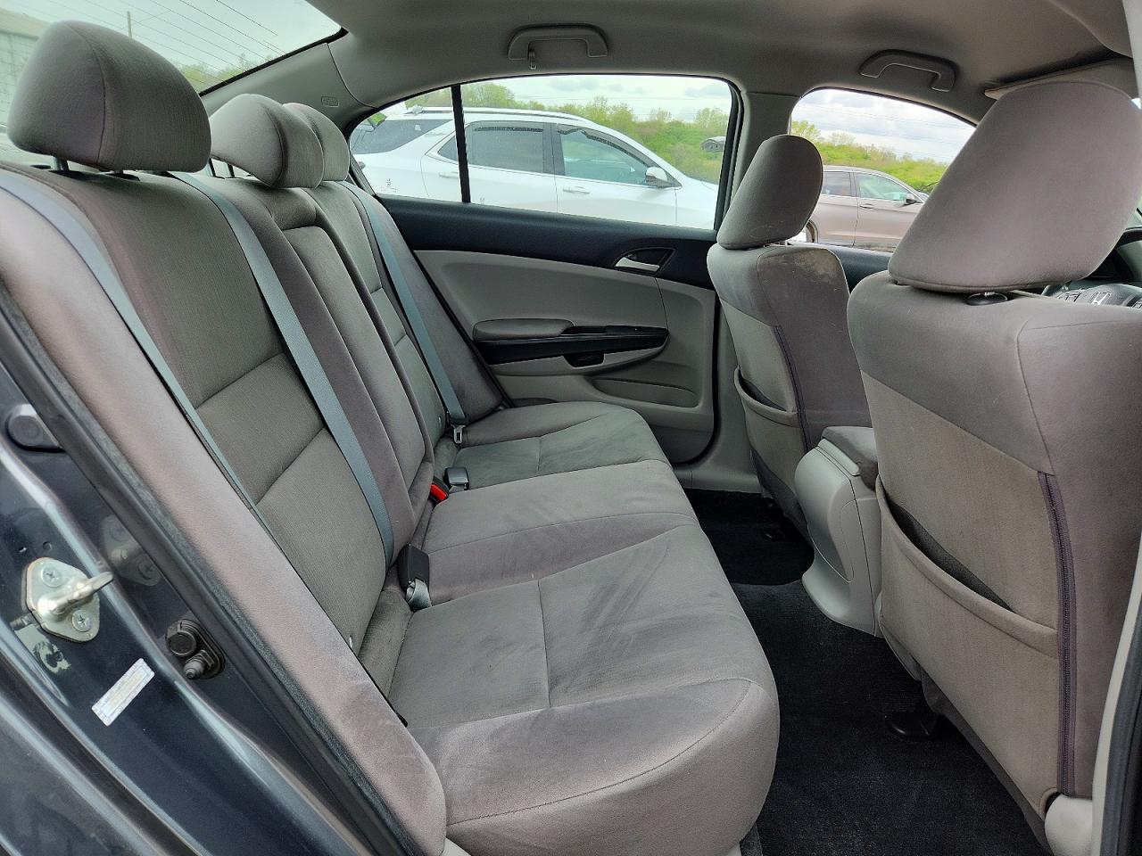 2012 HONDA ACCORD LXP photo 28