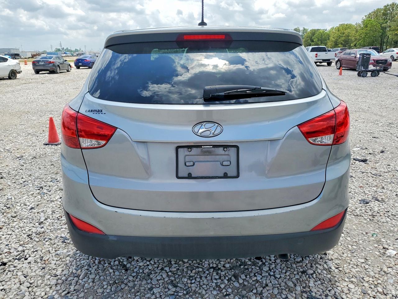 2015 HYUNDAI TUCSON GLS photo 11