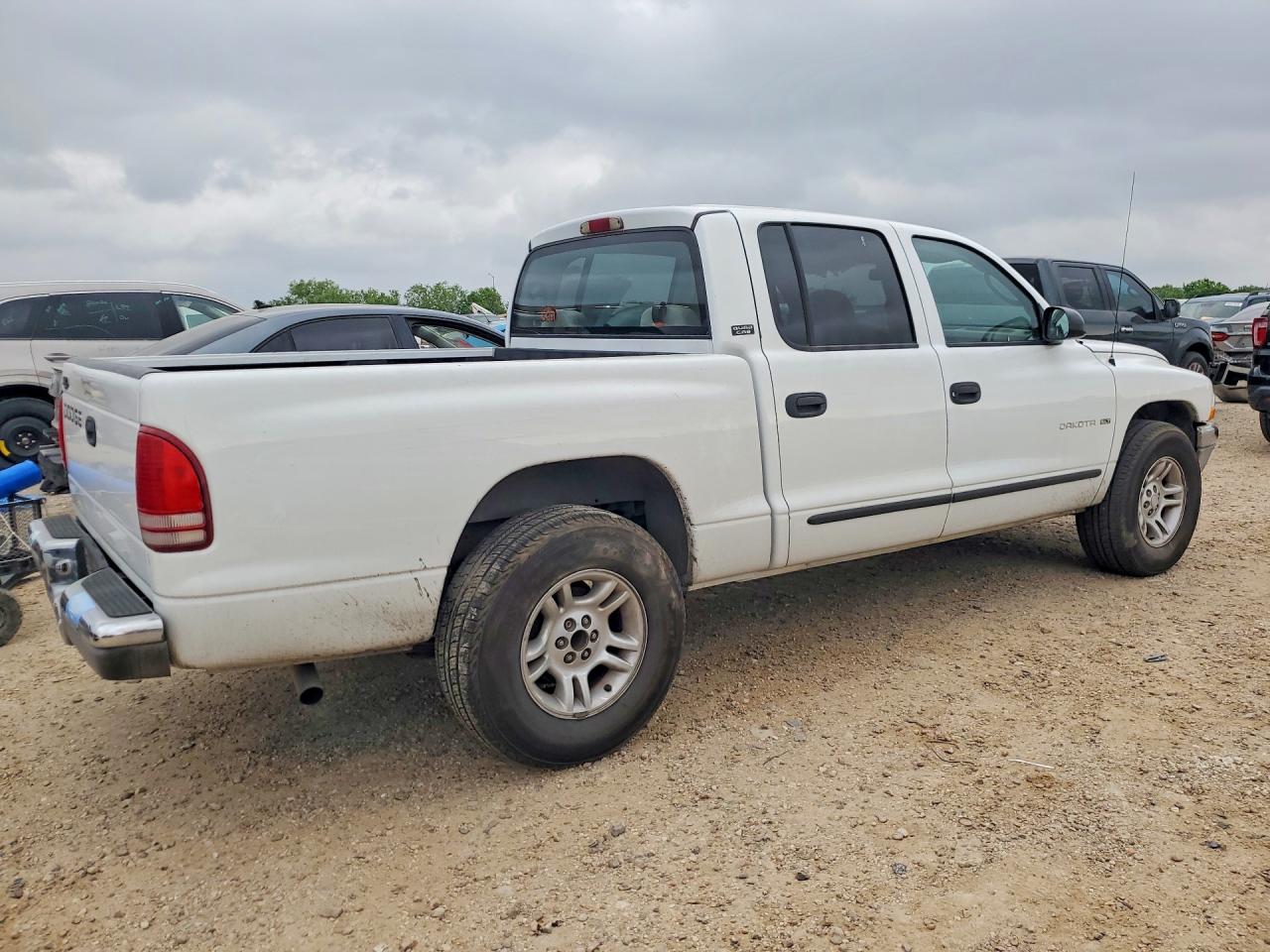 2001 DODGE DAKOTA QUAD photo 3