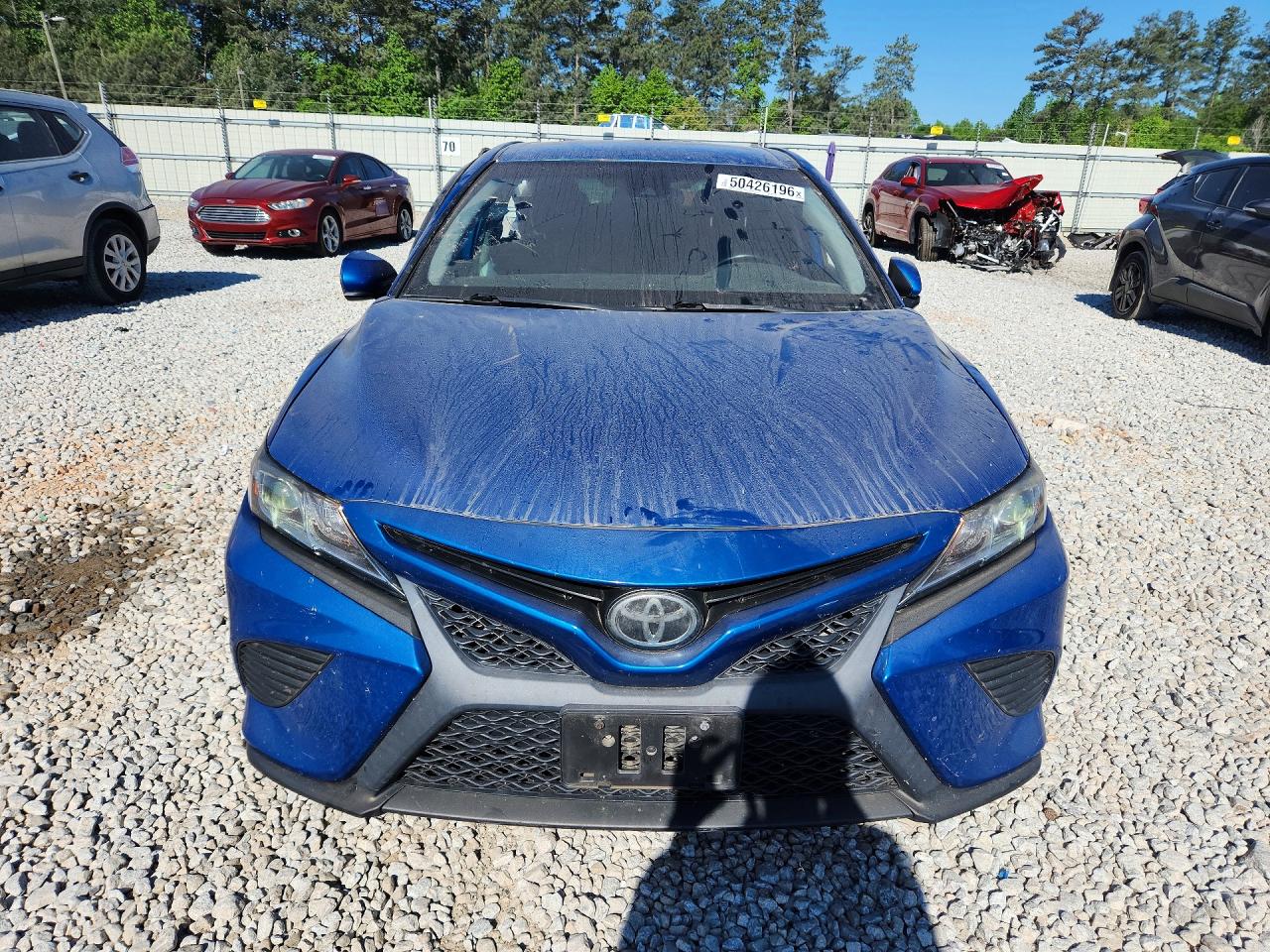 2019 TOYOTA CAMRY SE photo 9