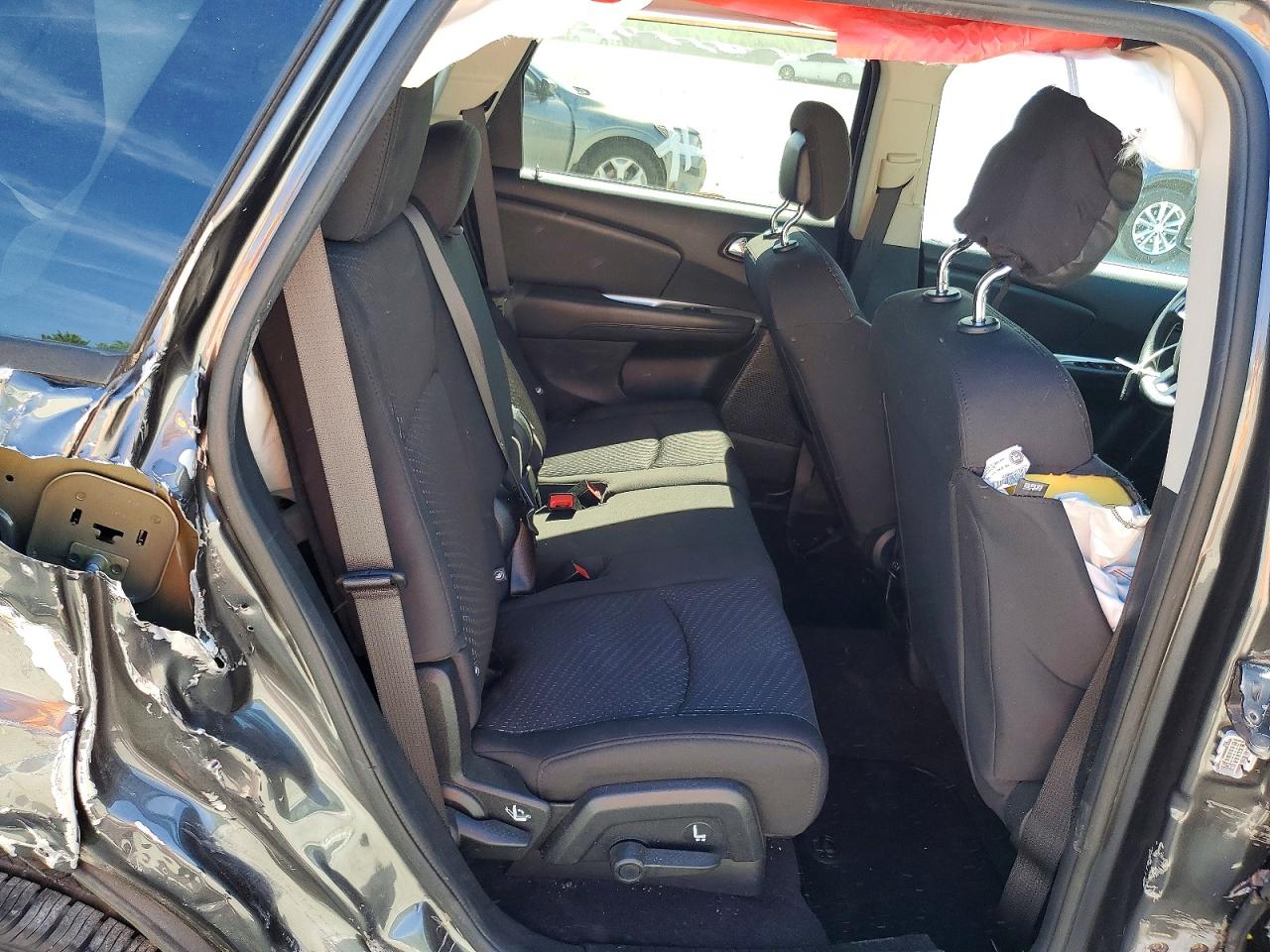 2017 DODGE JOURNEY SE photo 28