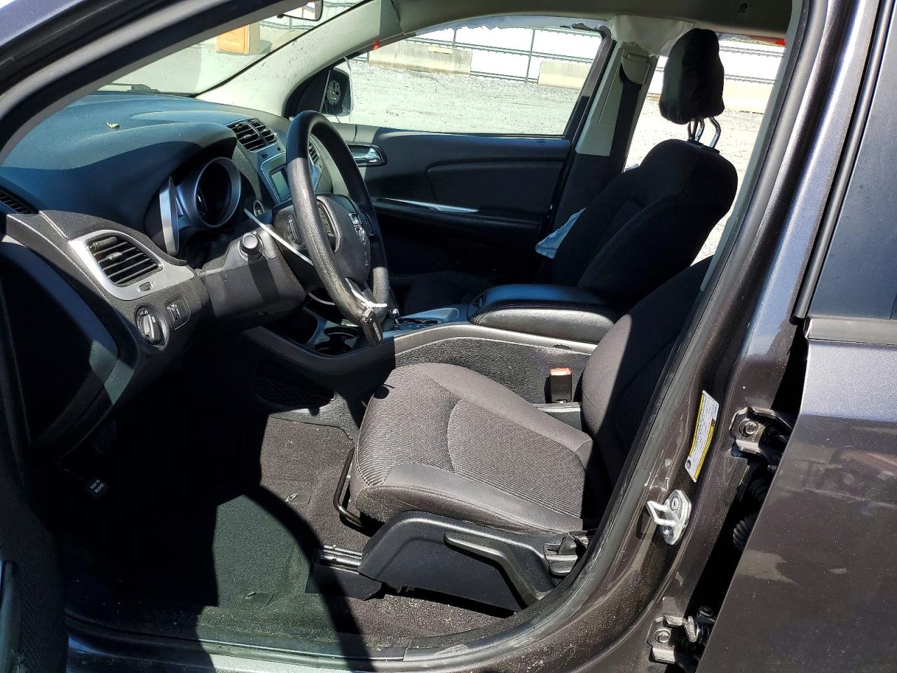 2017 DODGE JOURNEY SE photo 19