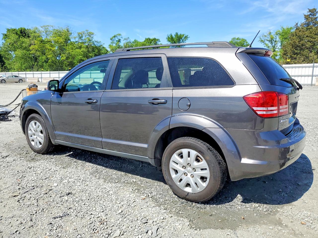 2017 DODGE JOURNEY SE photo 4