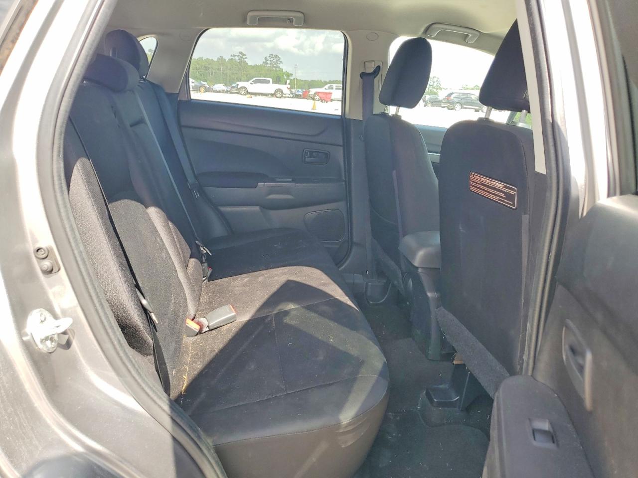 2015 MITSUBISHI OUTLANDER SPORT ES photo 21