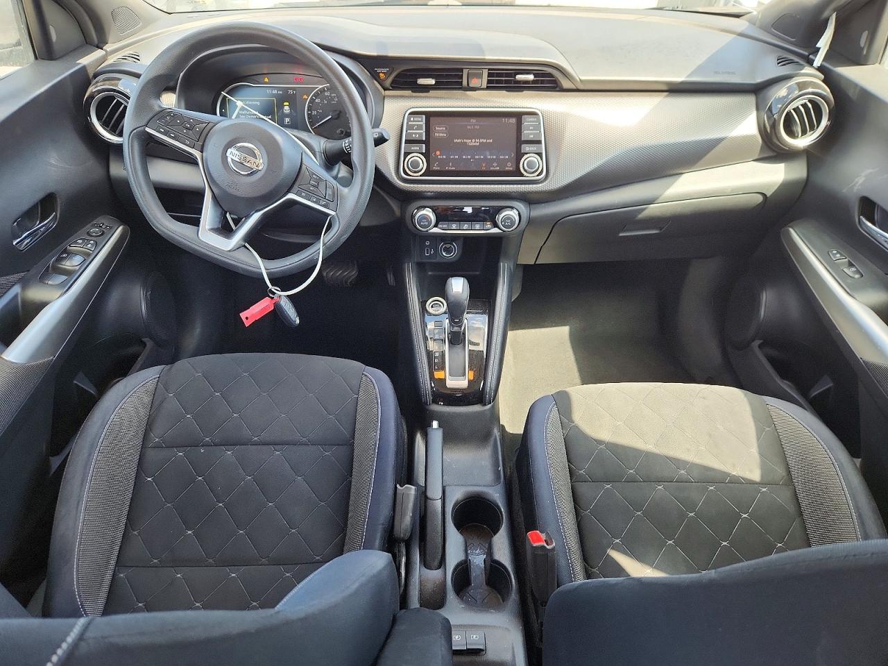 2018 NISSAN KICKS SV photo 15