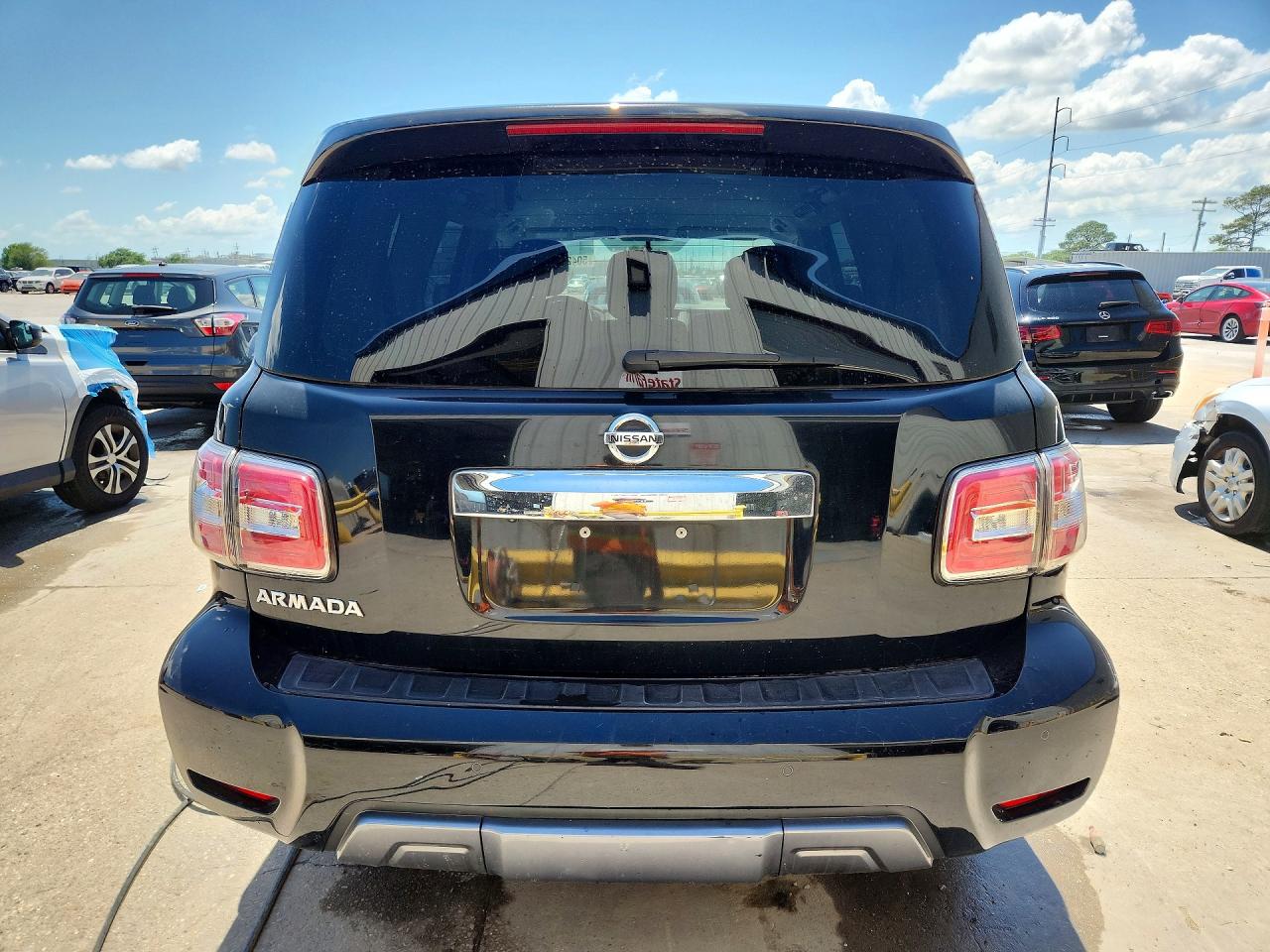 2019 NISSAN ARMADA SV photo 16