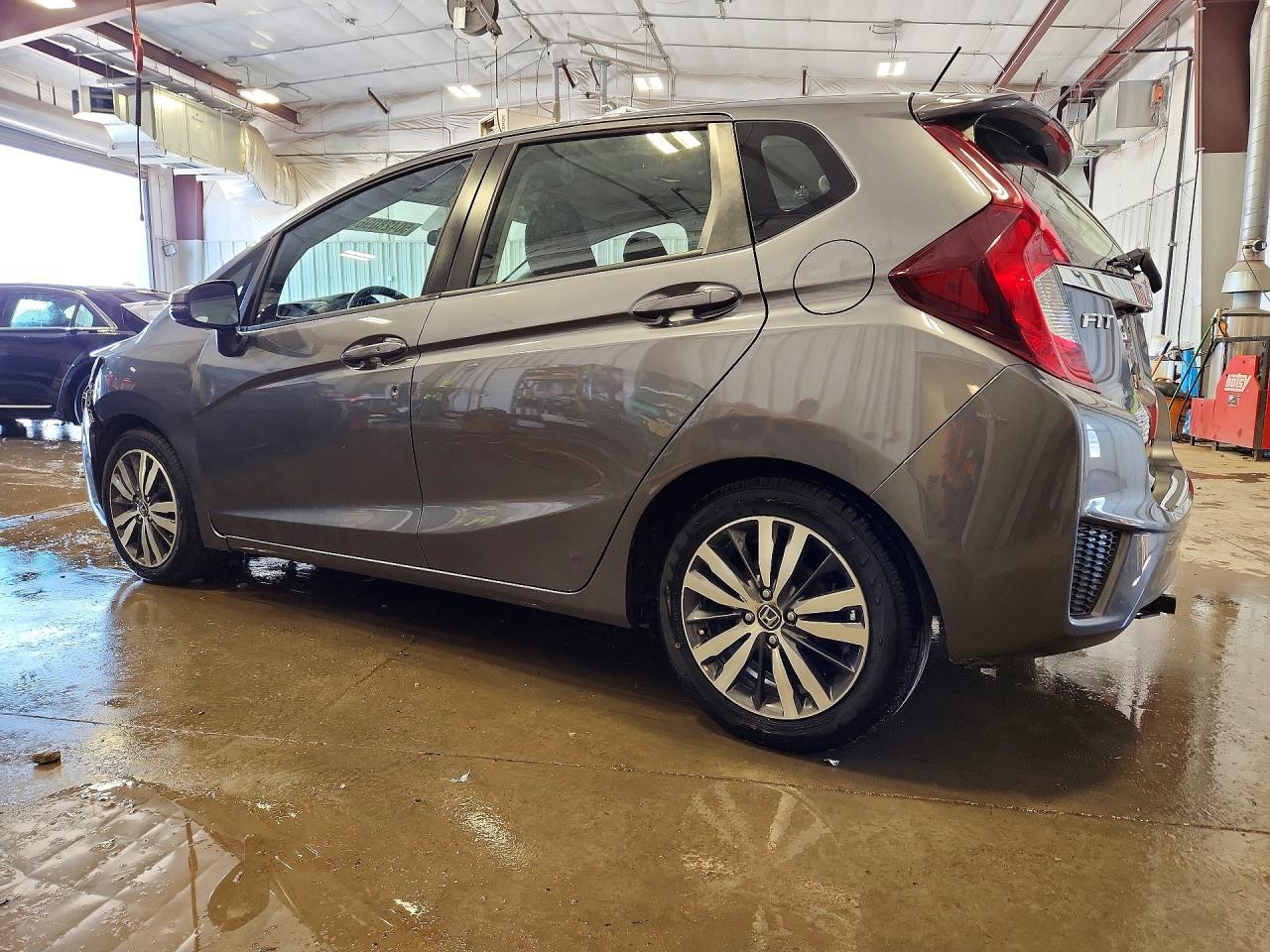 2016 HONDA FIT EX photo 3