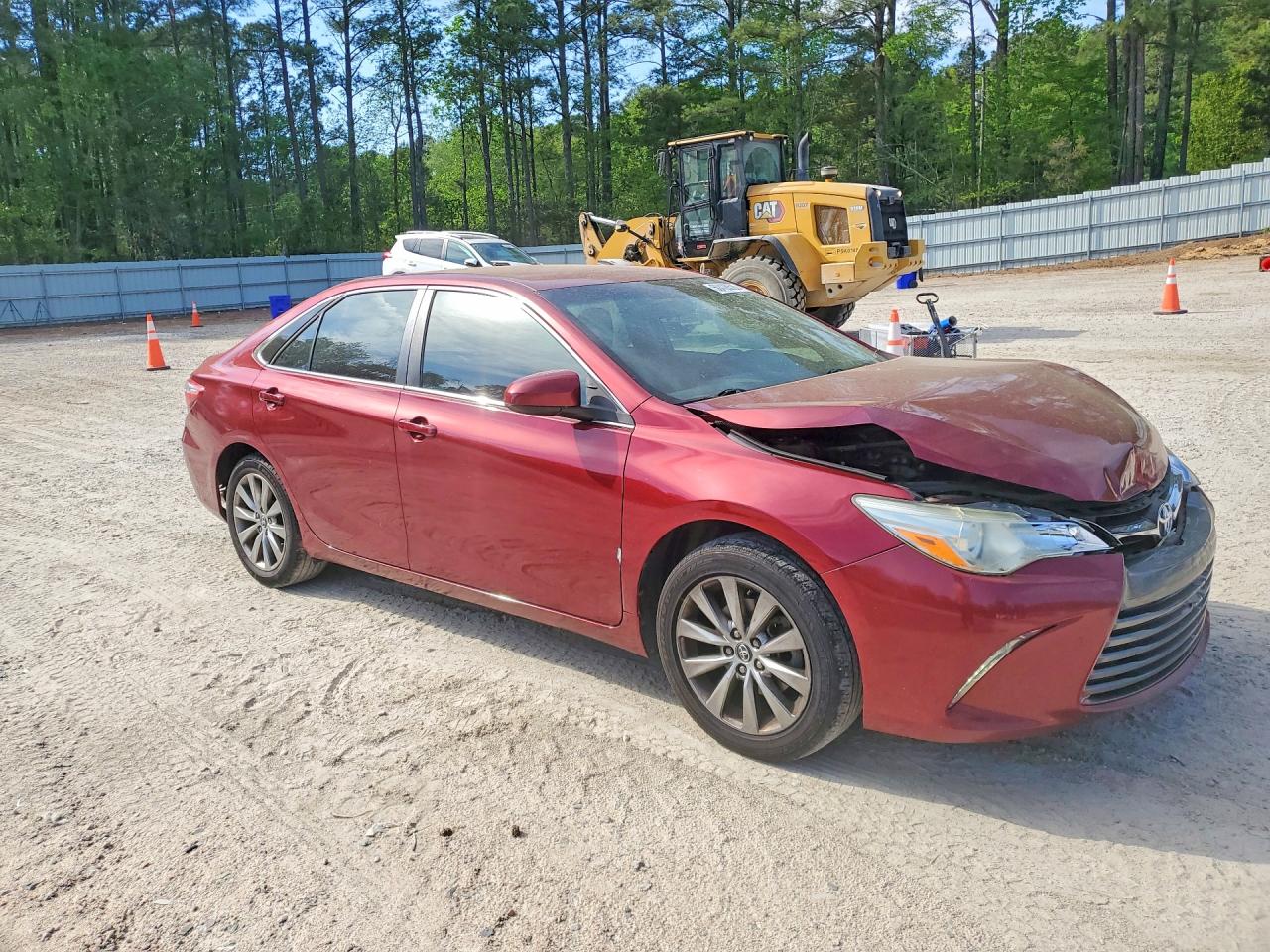 2016 TOYOTA CAMRY XLE photo 7