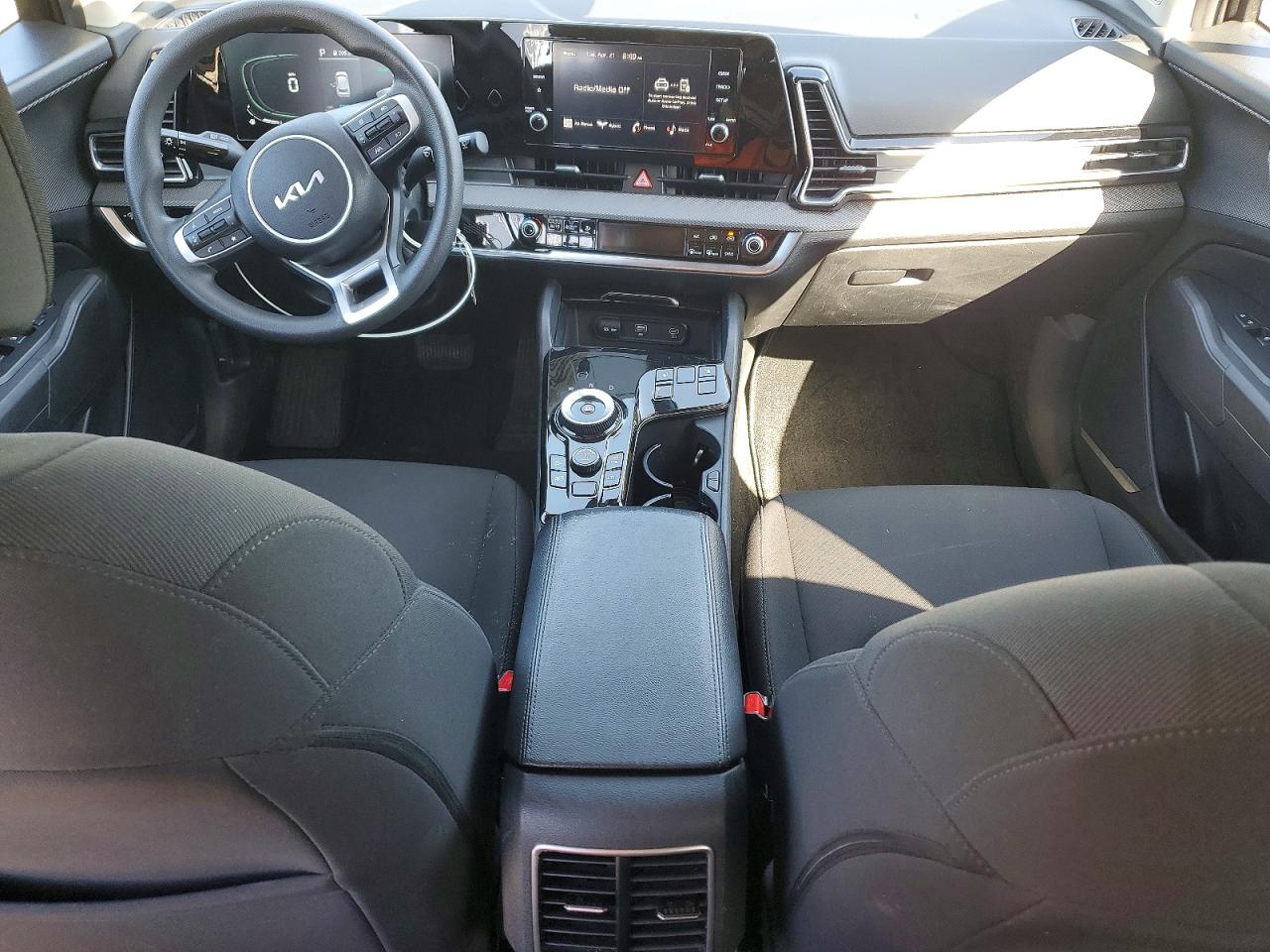 2023 KIA SPORTAGE LX photo 15