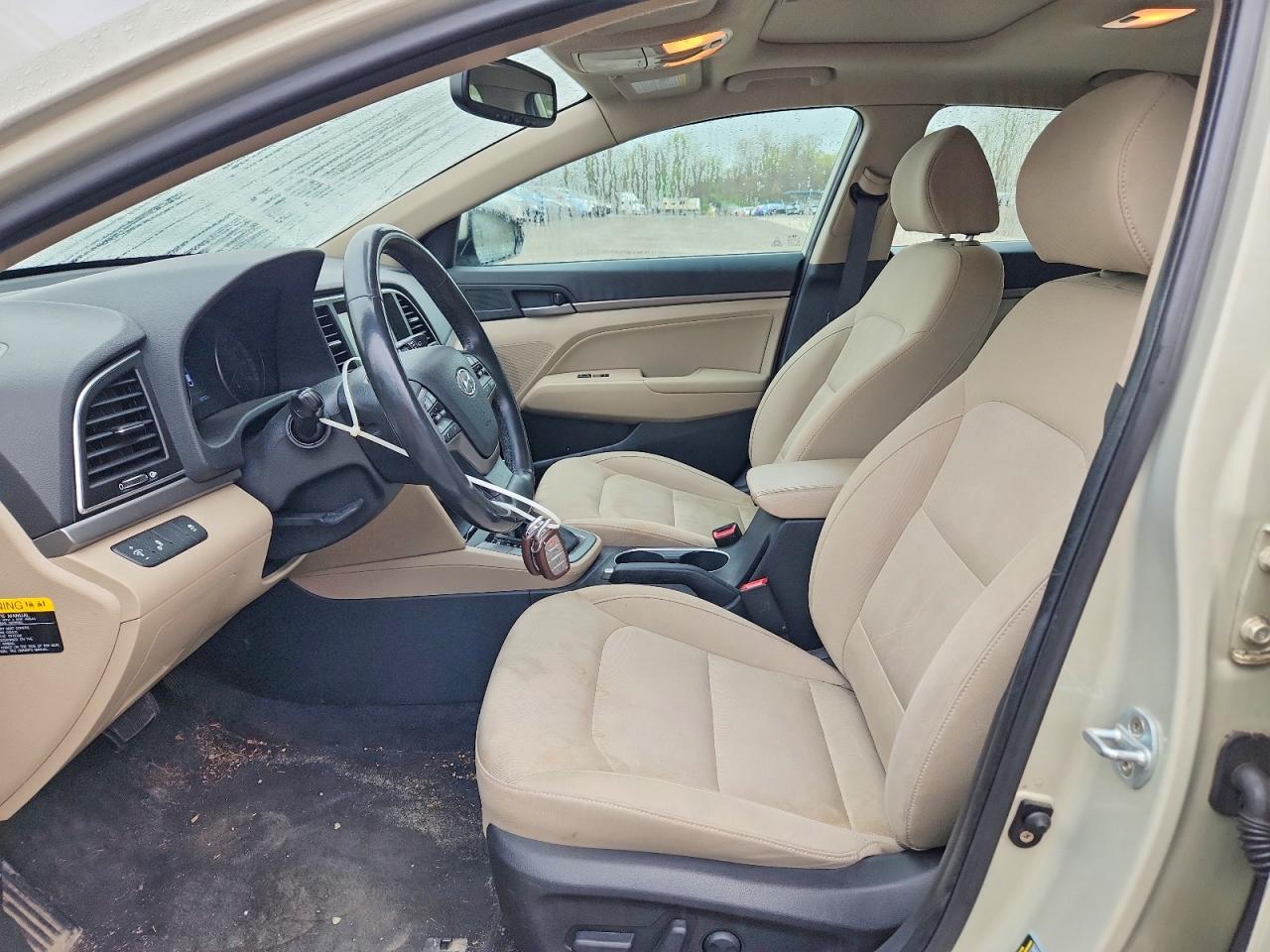 2017 HYUNDAI ELANTRA VALUE EDITION photo 13