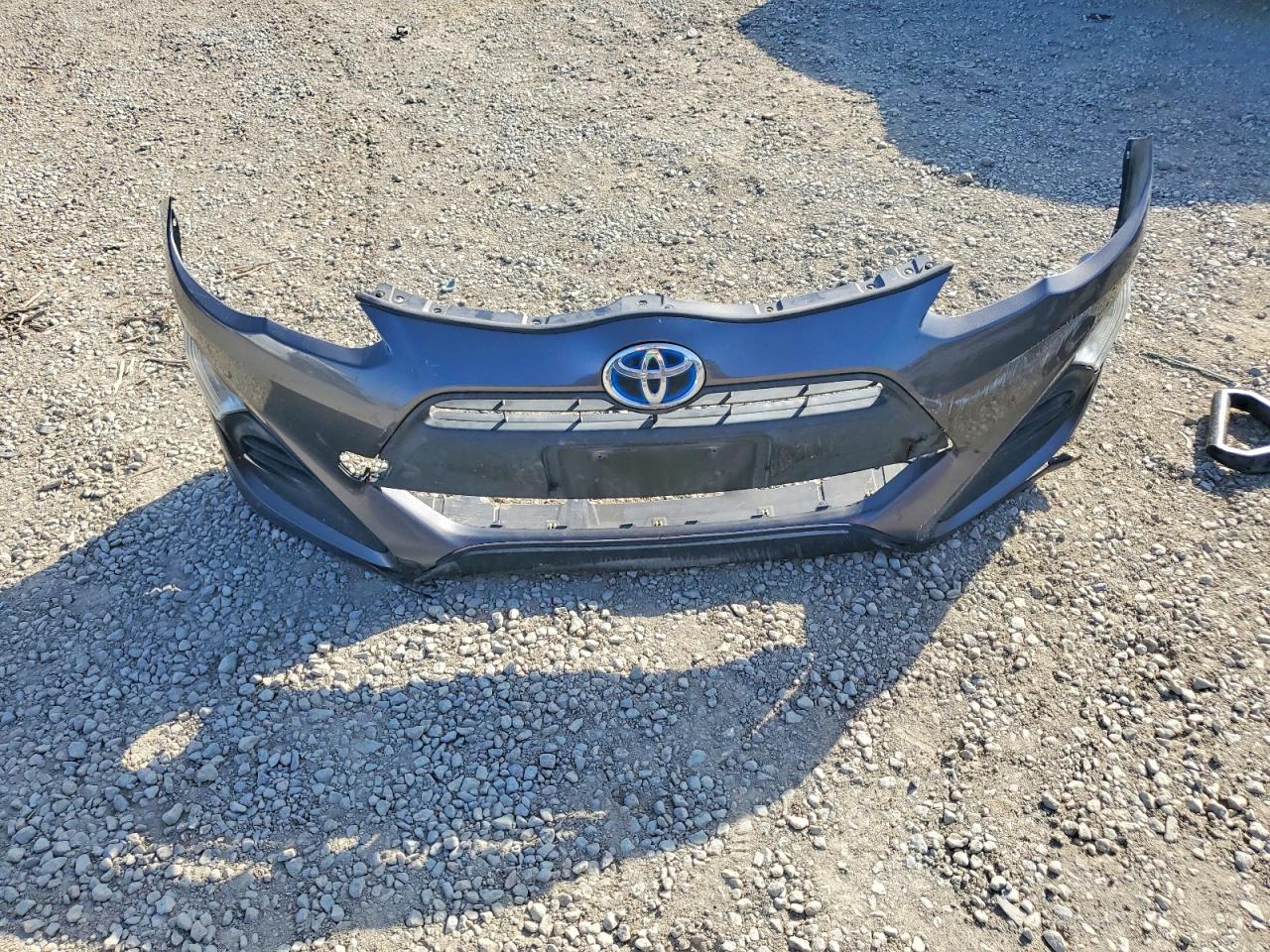 2017 TOYOTA PRIUS C ONE photo 34