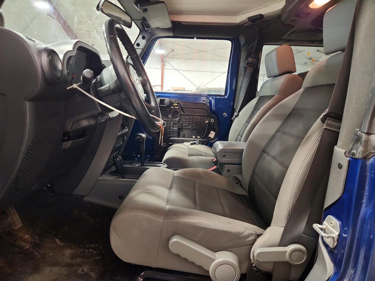 2009 JEEP WRANGLER X photo 19