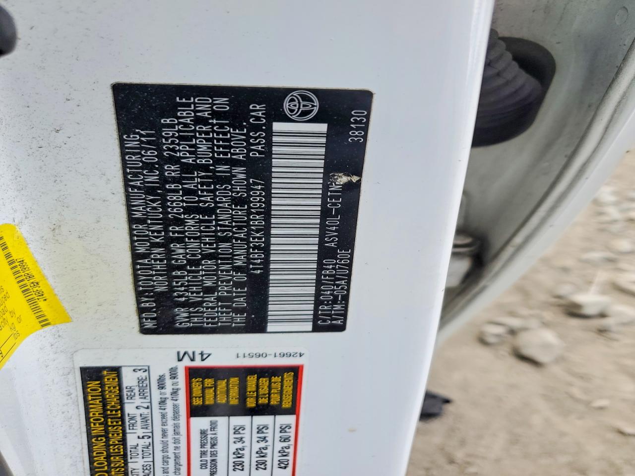 2011 TOYOTA CAMRY LE photo 34