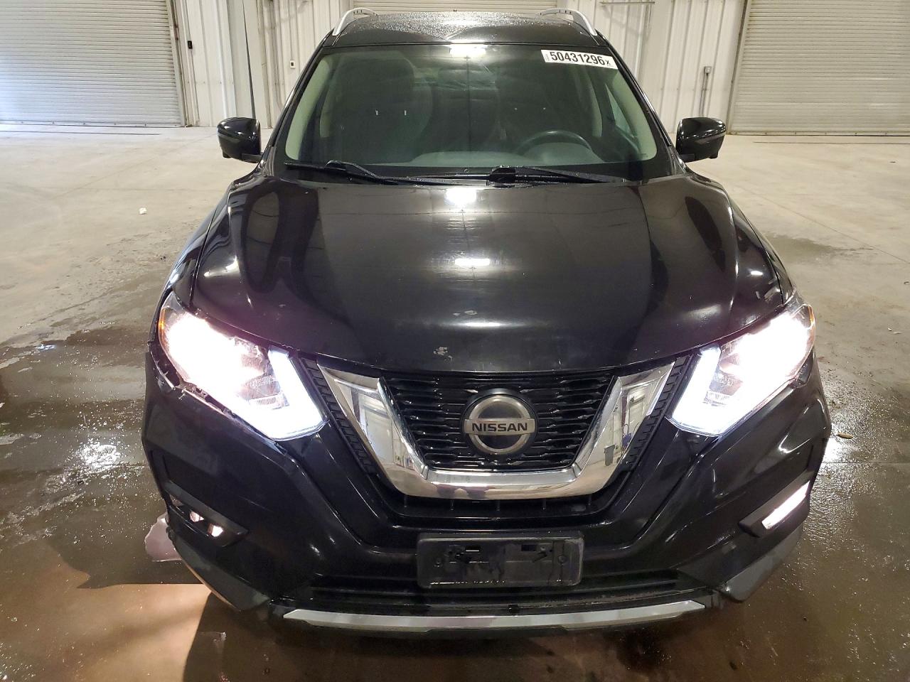 2018 NISSAN ROGUE SV photo 13