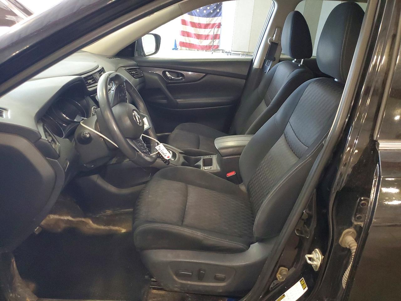 2018 NISSAN ROGUE SV photo 19