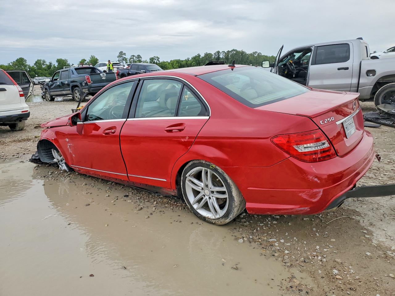 2013 MERCEDES-BENZ C 250 photo 4