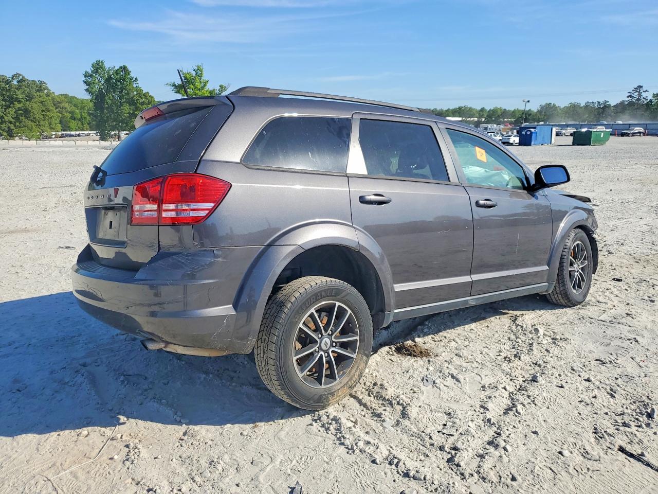 2018 DODGE JOURNEY SE photo 3