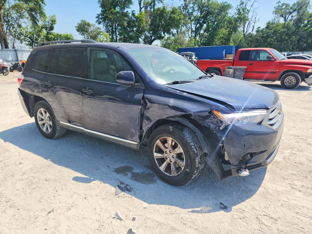 2012 TOYOTA HIGHLANDER SE photo 10