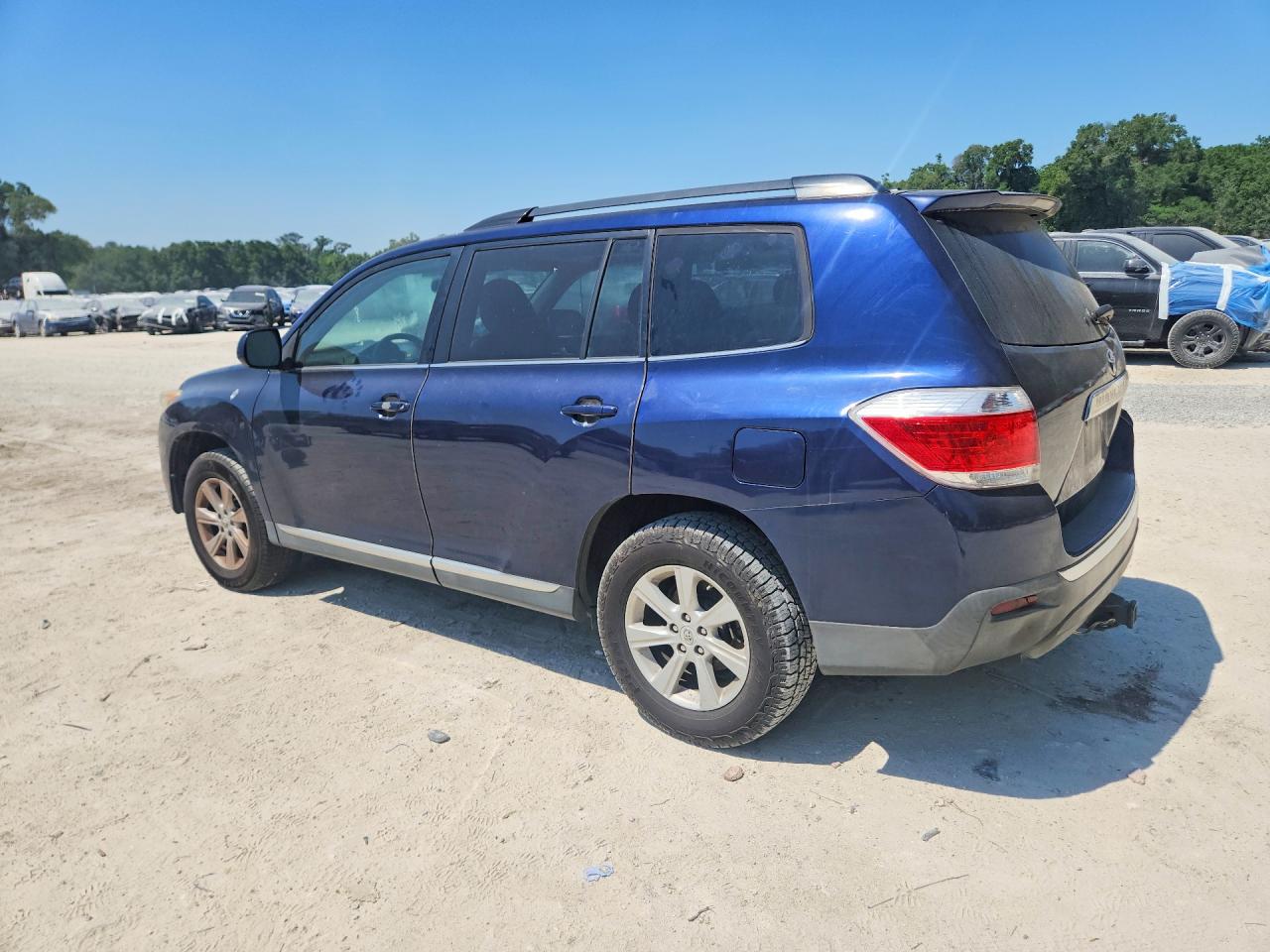 2012 TOYOTA HIGHLANDER SE photo 4