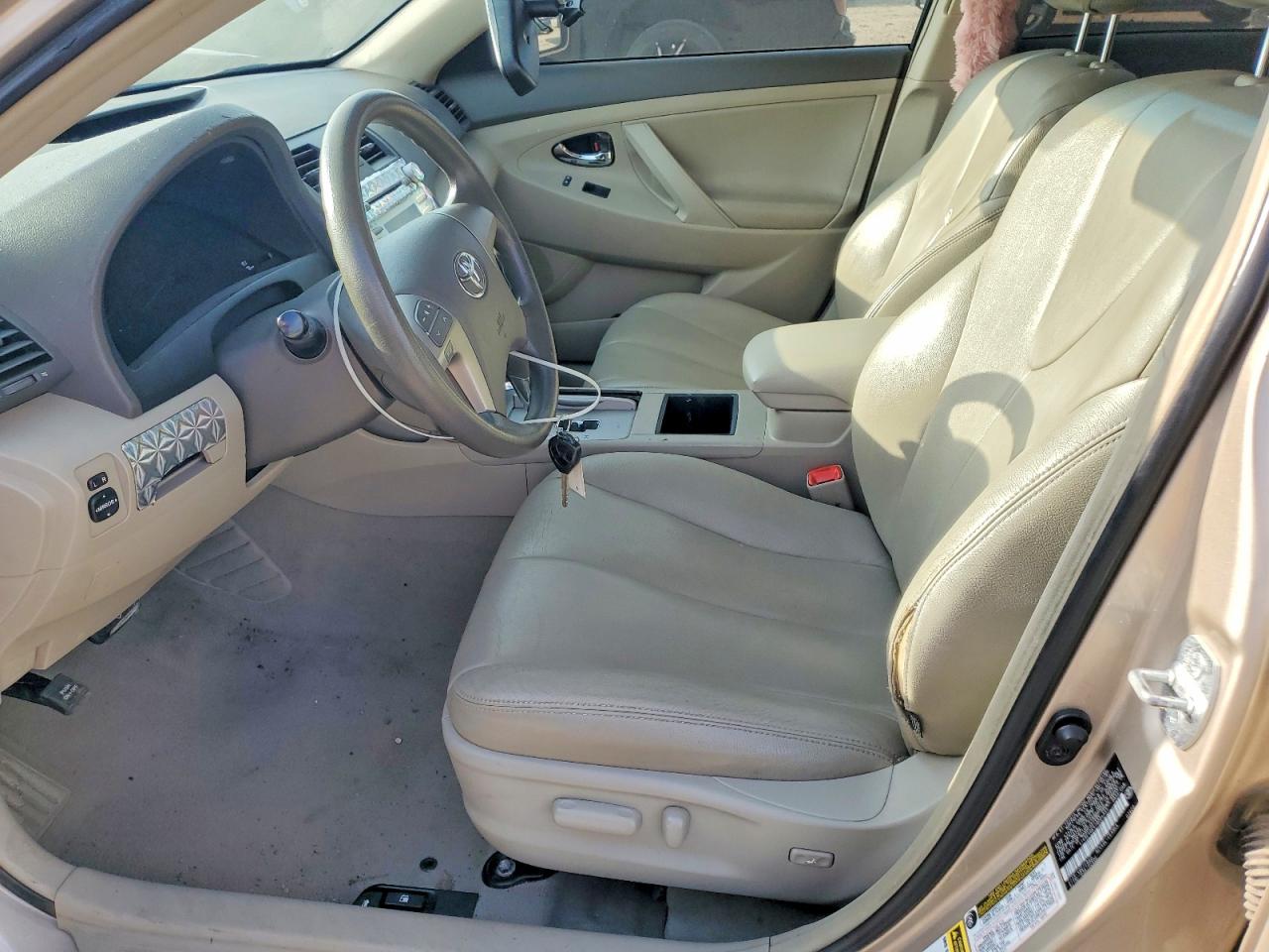 2007 TOYOTA CAMRY LE photo 7