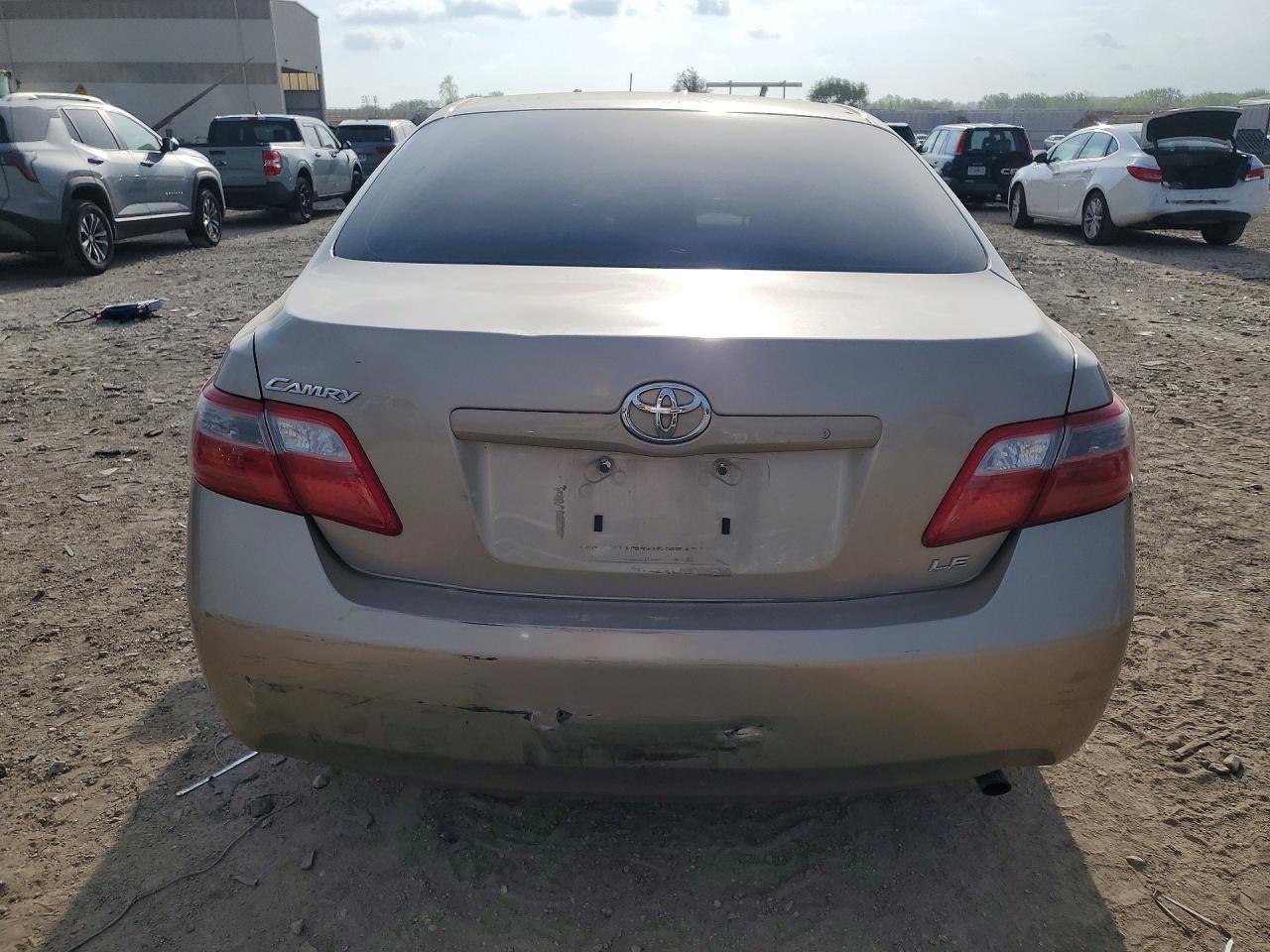 2007 TOYOTA CAMRY LE photo 6