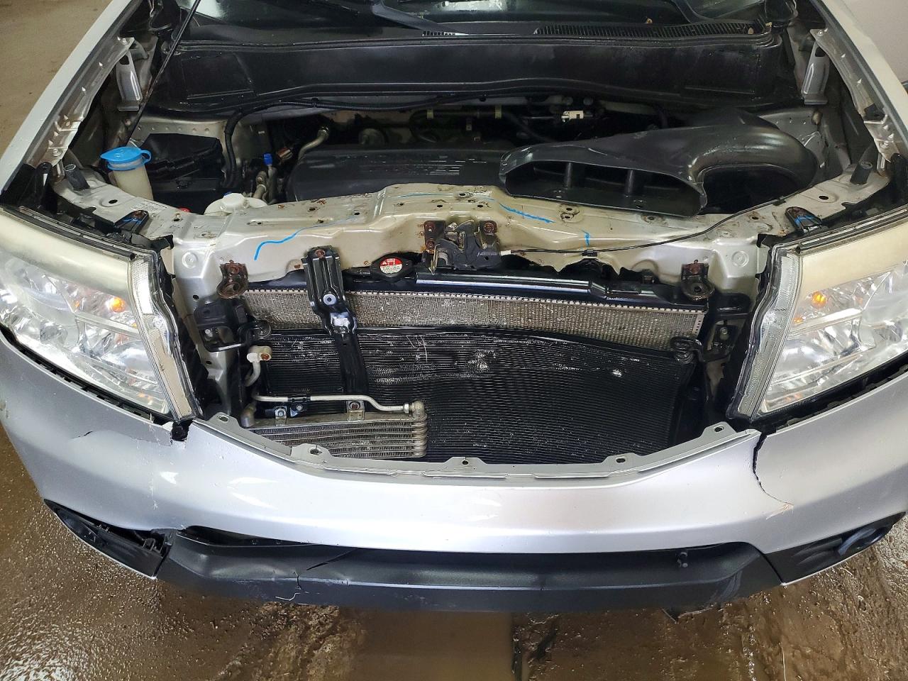 2013 HONDA PILOT LX photo 34