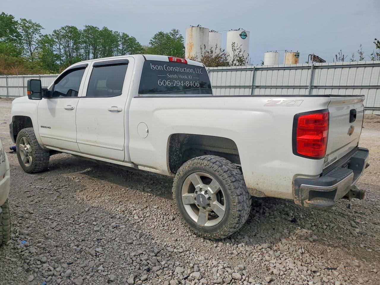 2018 CHEVROLET SILVERADO K2500 HEAVY DUTY LT photo 3