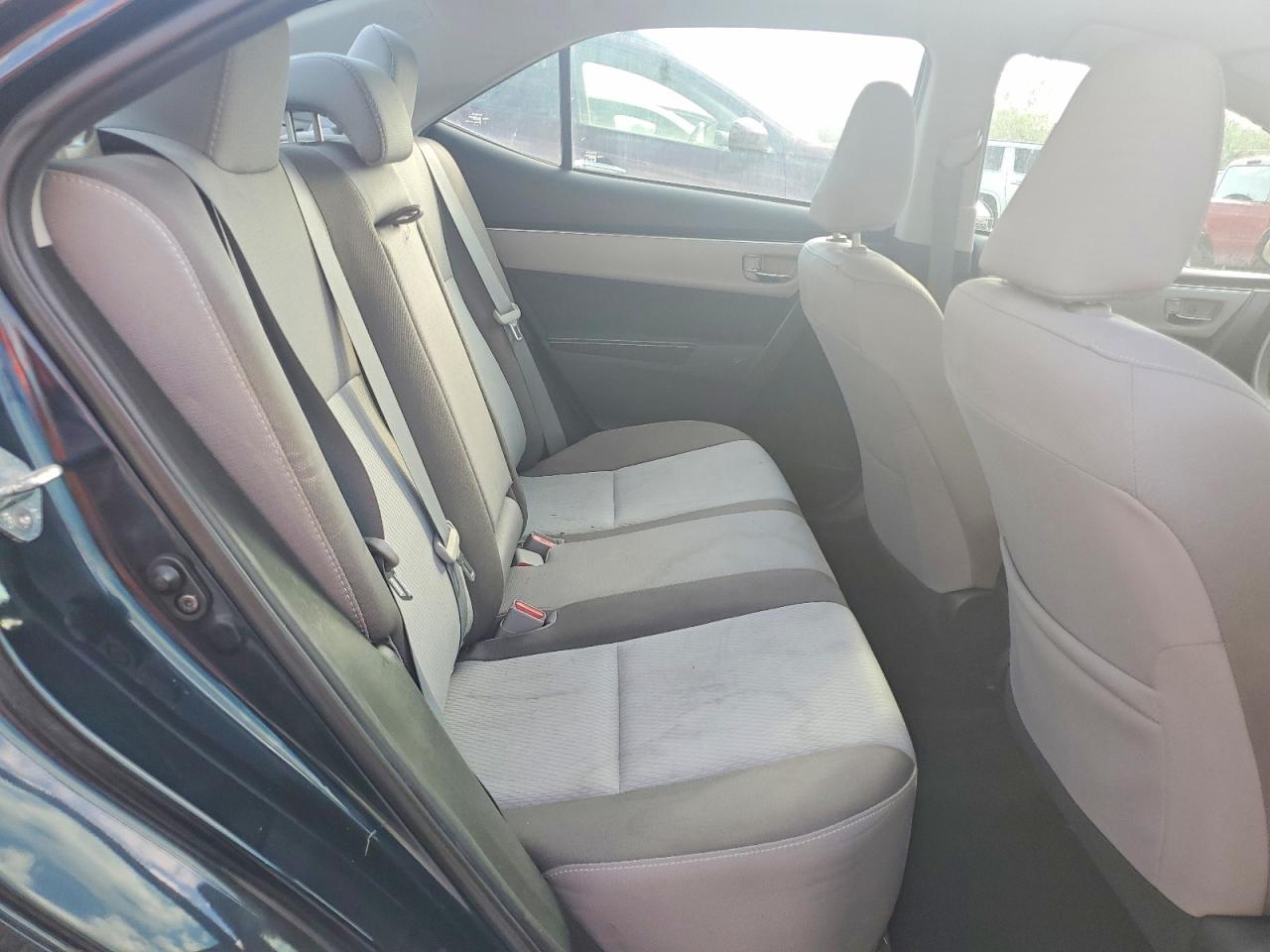 2018 TOYOTA COROLLA LE photo 28