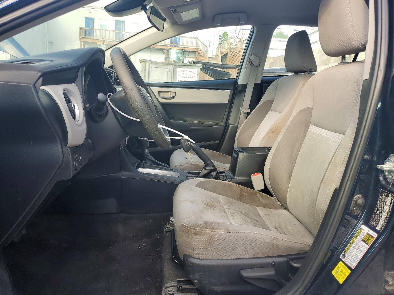 2018 TOYOTA COROLLA LE photo 19