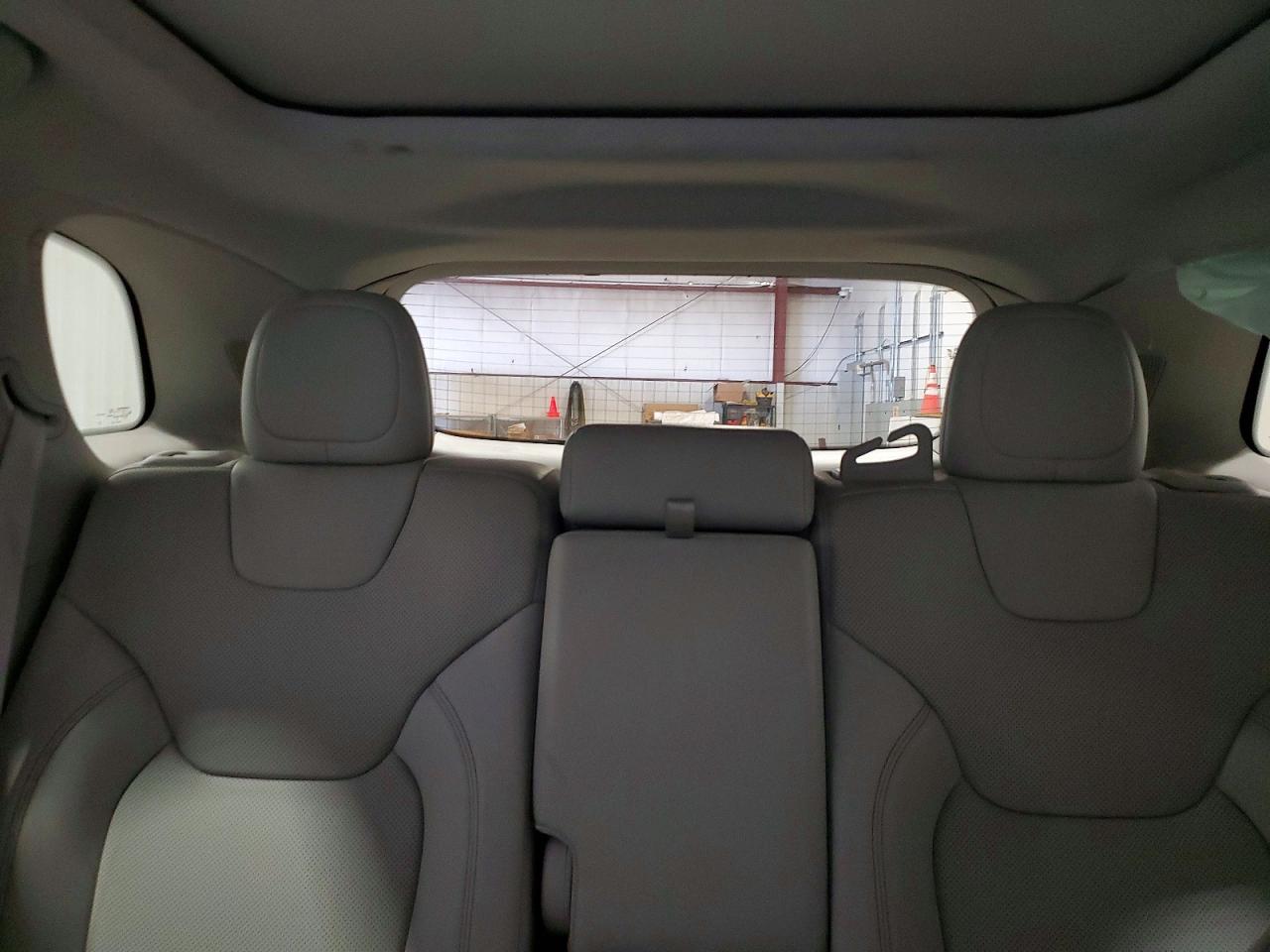 2021 JEEP CHEROKEE LATITUDE LUX photo 28