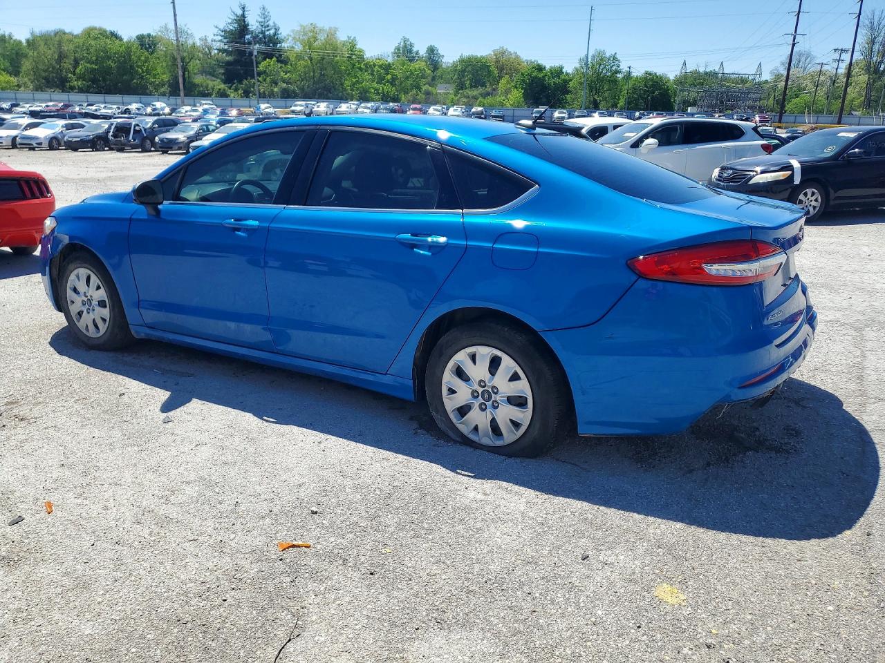 2019 FORD FUSION S photo 4