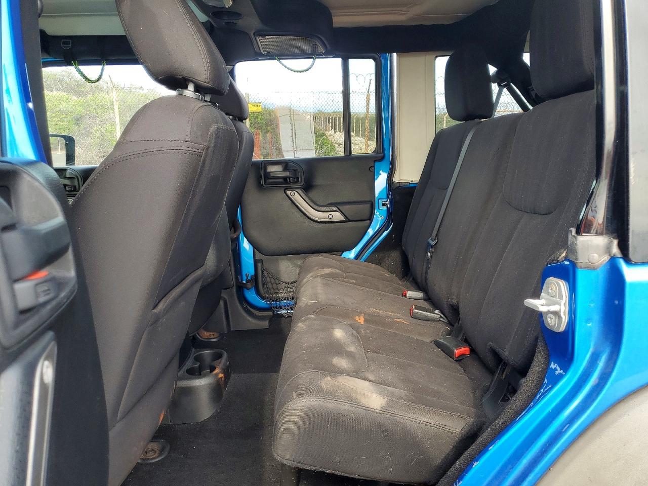 2015 JEEP WRANGLER UNLIMITED SPORT photo 31