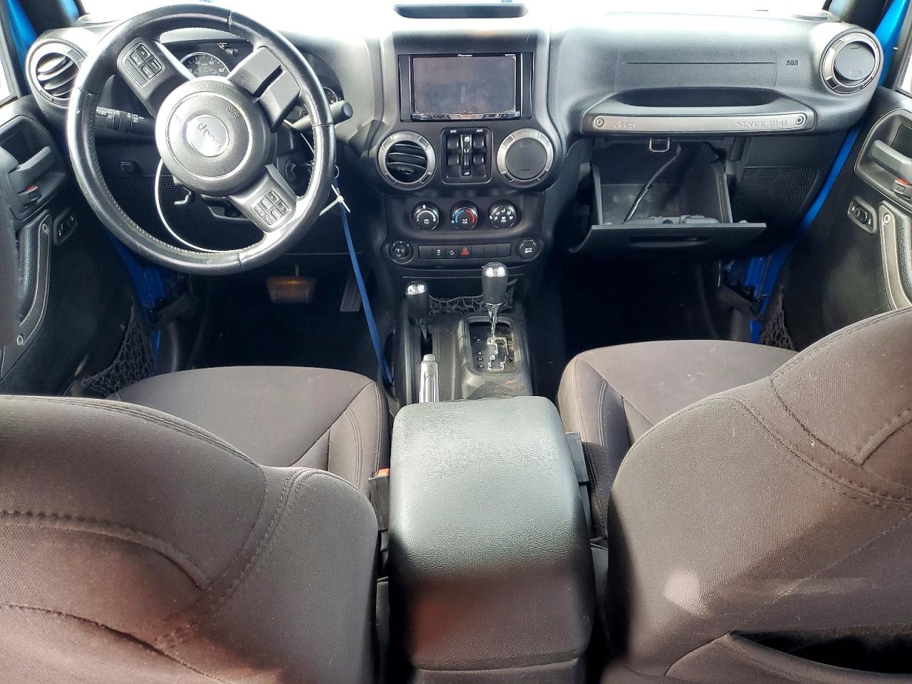 2015 JEEP WRANGLER UNLIMITED SPORT photo 22