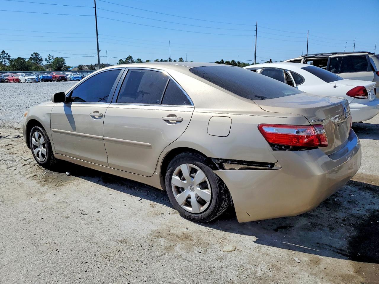 2007 TOYOTA CAMRY LE photo 4
