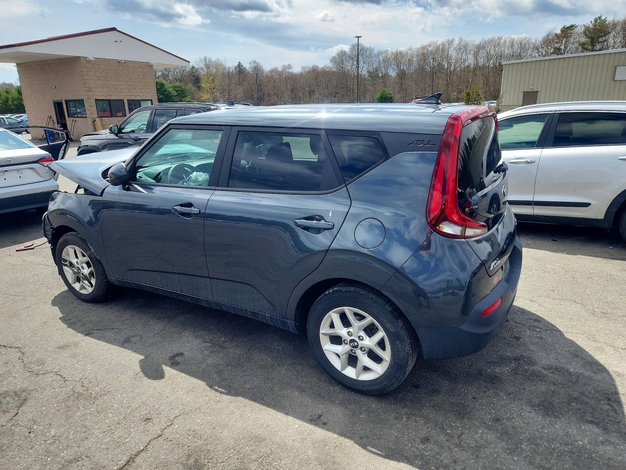 2021 KIA SOUL S photo 3