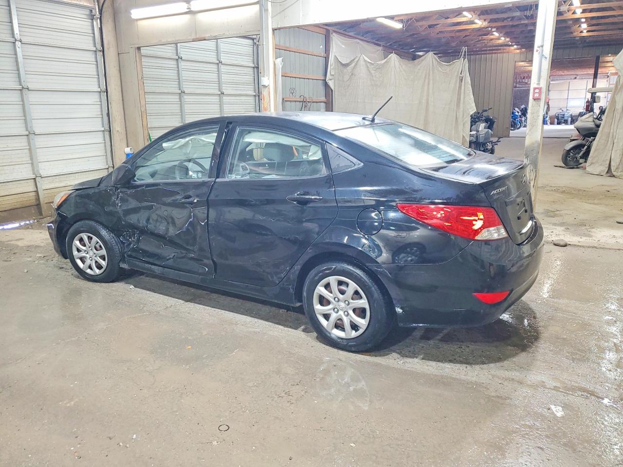 2014 HYUNDAI ACCENT GLS photo 2
