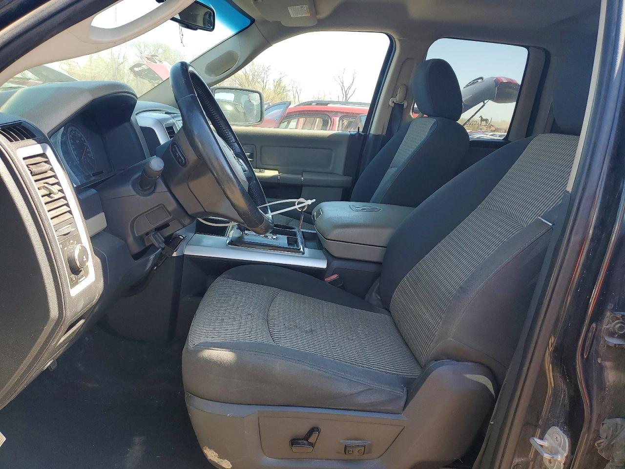 2011 DODGE RAM 1500 photo 19