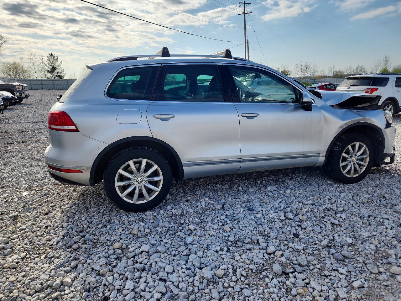 2015 VOLKSWAGEN TOUAREG V6 photo 7