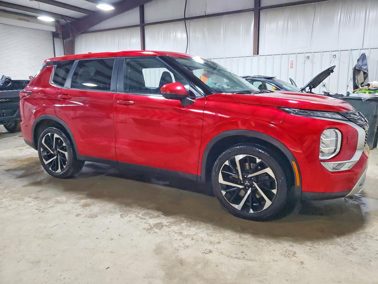 2024 MITSUBISHI OUTLANDER SE photo 10