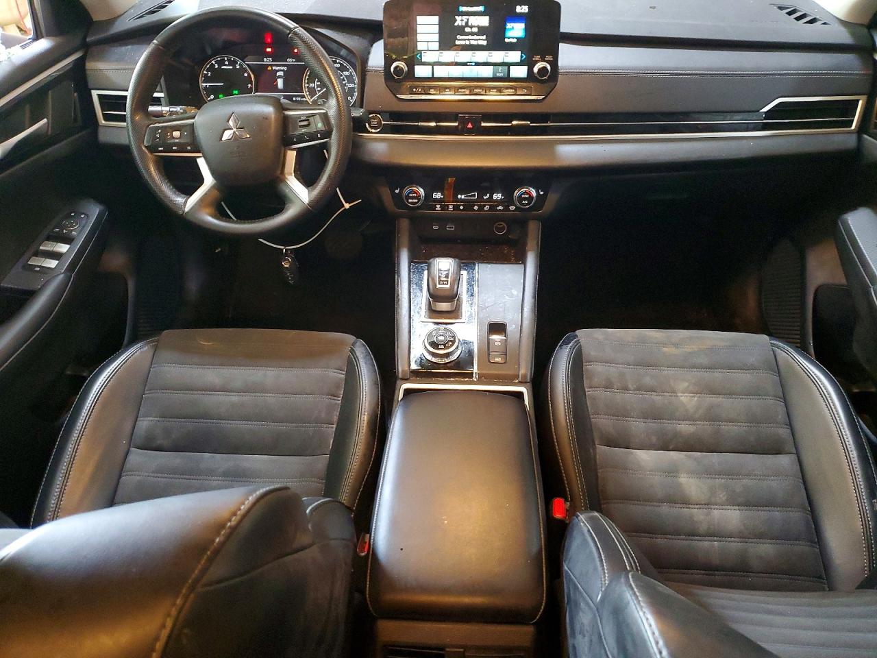 2024 MITSUBISHI OUTLANDER SE photo 22