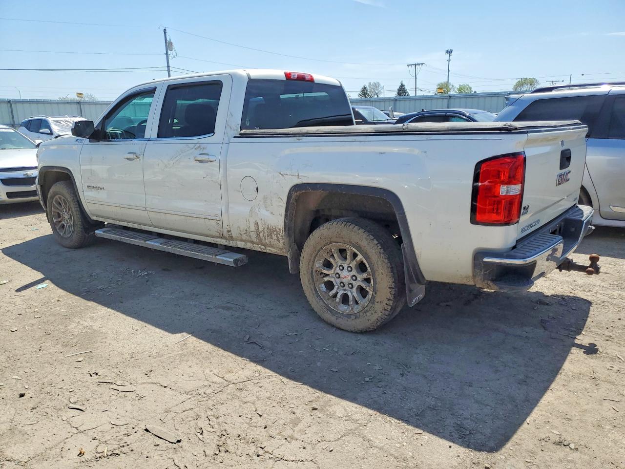 2014 GMC SIERRA K1500 SLE photo 2